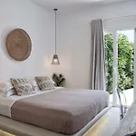 Naxian Utopia Luxury Στελίδα