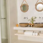 Villa Naxian Utopia Luxury *