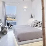 Villa Naxian Utopia Luxury *