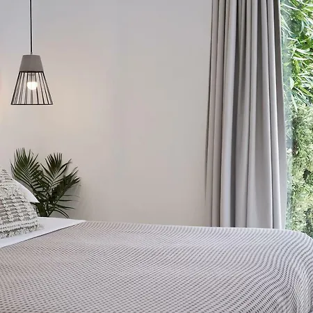 Naxian Utopia Luxury *